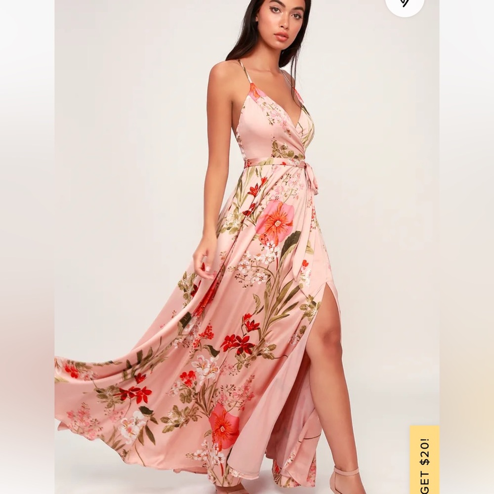 Lulu’s floral satin dress